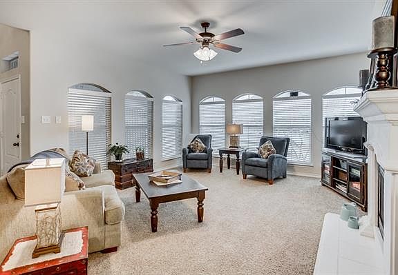 3rd image of 4277 Indian Run Dr