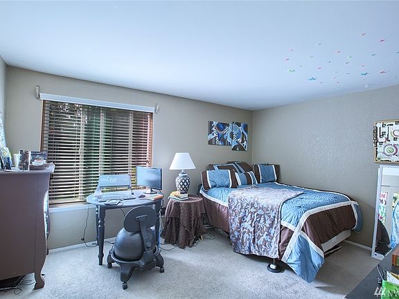 5th image of 14655 NE 31st St #6D