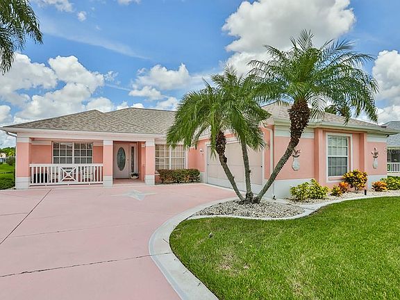 3rd image of 2212 Lyndhurst Dr
