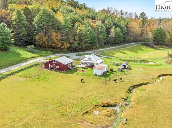 886 Blevins Hollow Road, Piney Creek, NC 28663