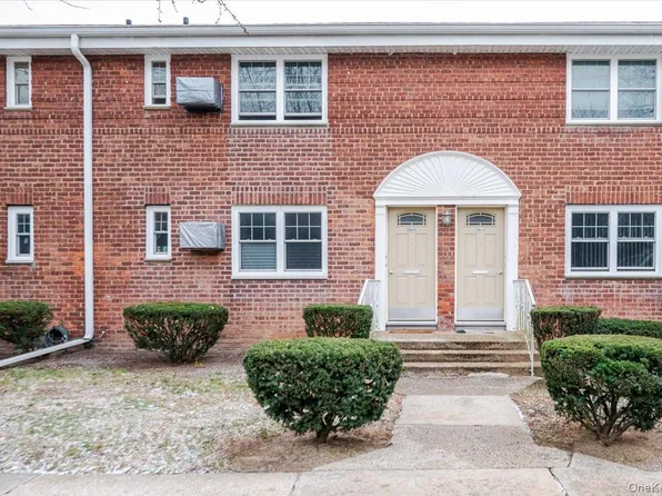 226-24 Kingsbury Avenue #B, Oakland Gardens, NY 11364
