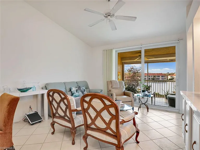 6900 Huntington Lakes Cir #202 — Photo 9