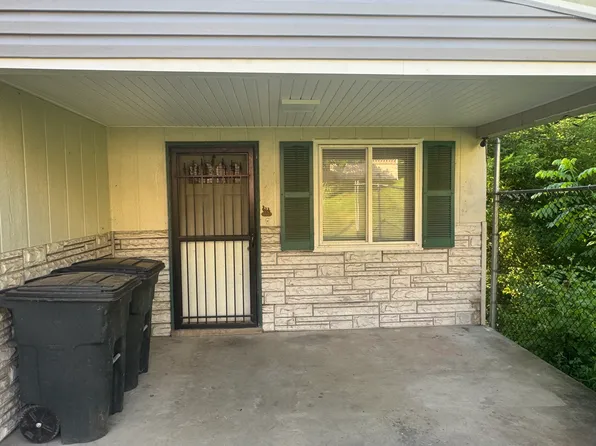 2824 Italy Rd, Export, PA 15632