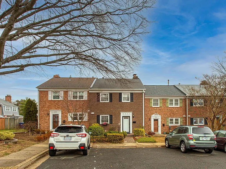 6063 Hardwick Pl — Photo 46
