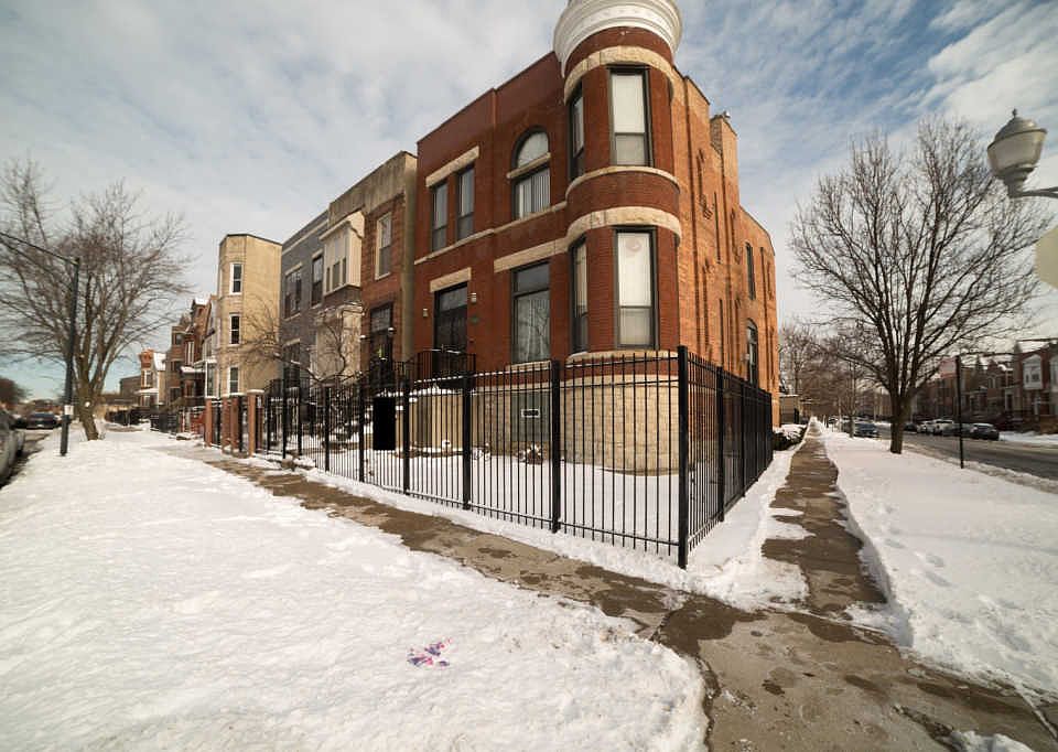 1st image of 4033 S Vincennes Ave