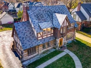 435 W 67th Ter, Kansas City, MO 64113
