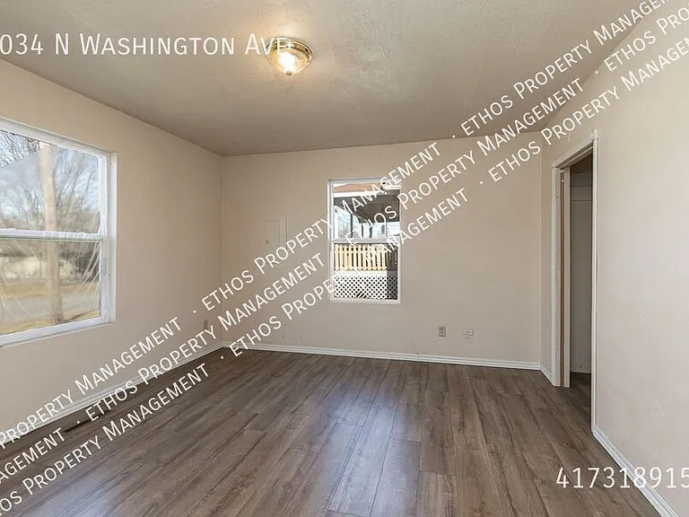 2034 N Washington Ave — Photo 10