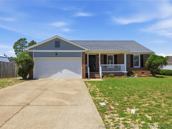 208 Laketree Blvd, Spring Lake, NC 28390