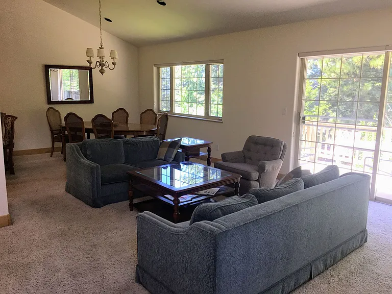 314 Ski Way — Photo 4