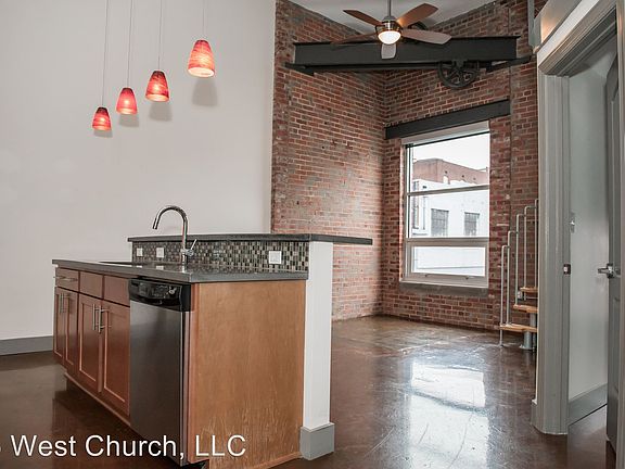 5th image of 16 Church Ave SW APT 301
