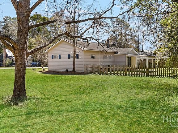 4th image of 407 N Lexington Avenue