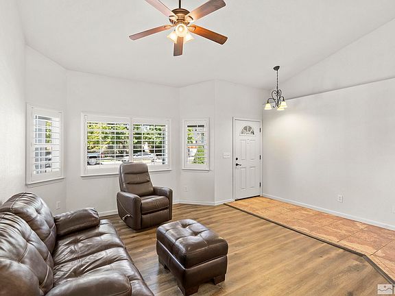 5th image of 1353 E Marion Russell Dr