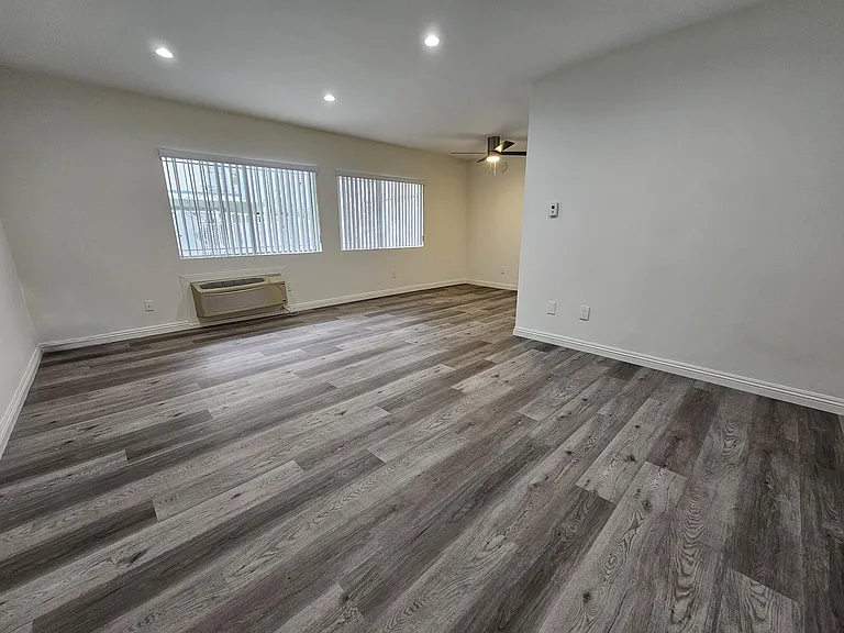 916 N Sierra Bonita Ave — Photo 12