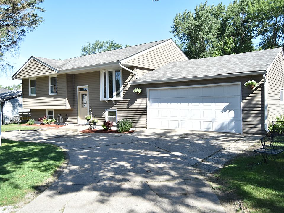1st image of 3416 W 78th Ave