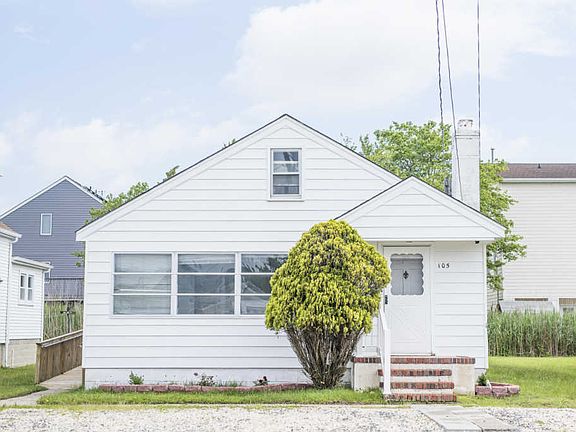 2nd image of 105 Clearwater Dr