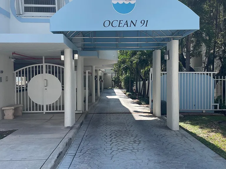 9156 Collins Ave #210 — Photo 15