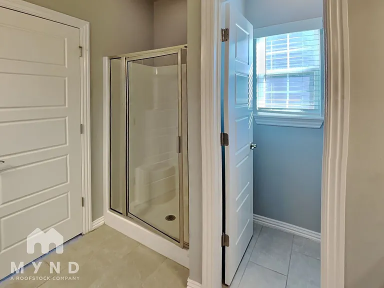 5903 SW Gentle Winds Ave — Photo 17