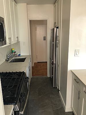 5th image of 435 E 79th St APT 9E
