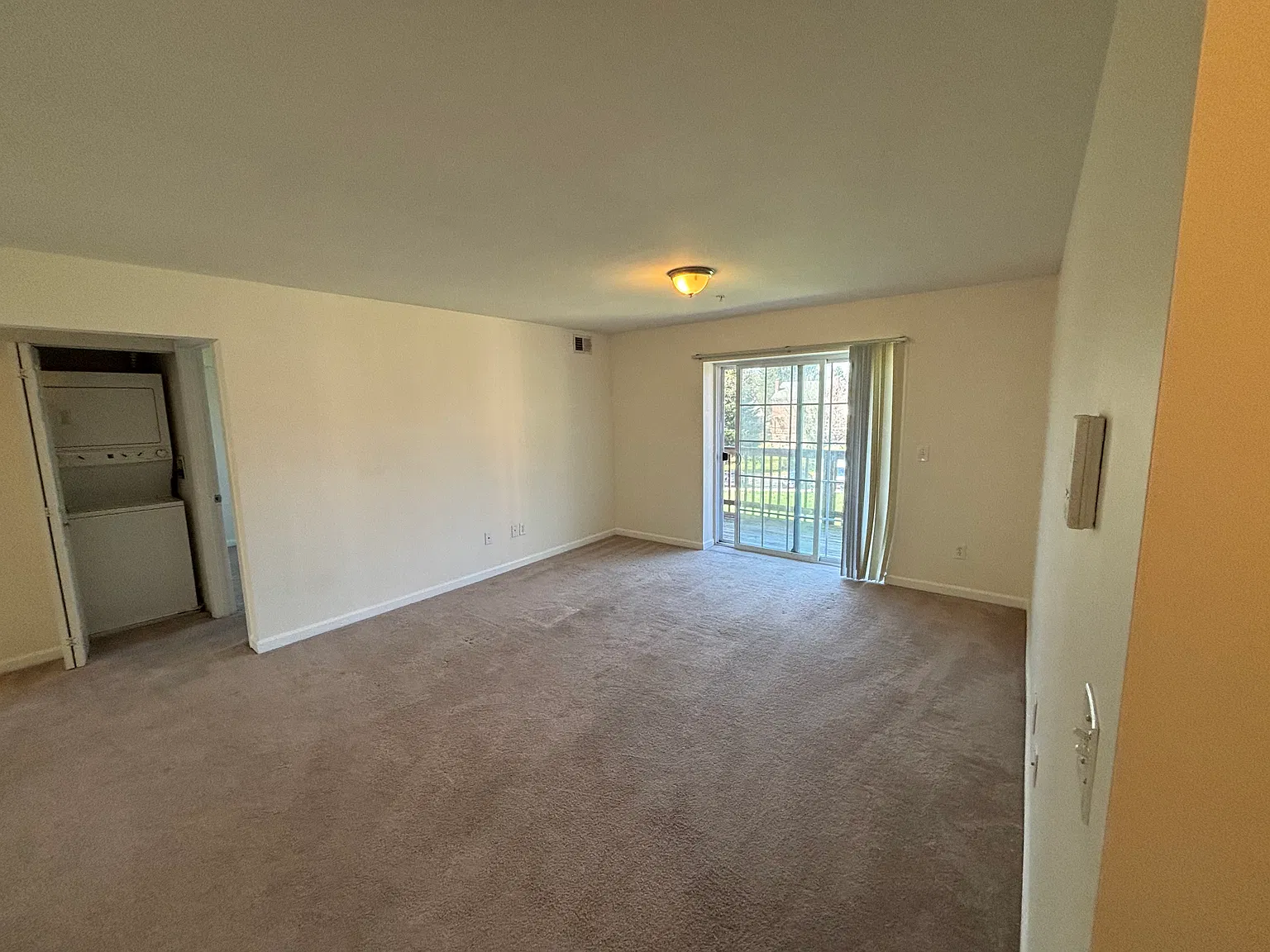 4008 Biddison Ln — Photo 1