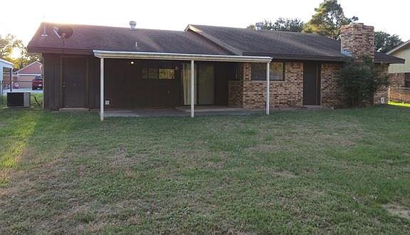 4th image of 610 Miller St