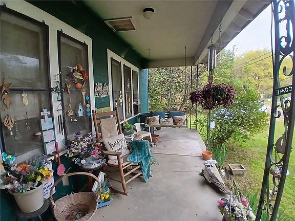 2nd image of 1241 W 9th St