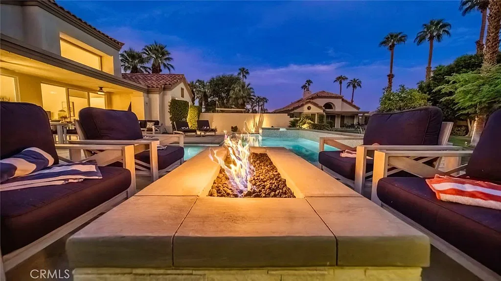 3 bed, 3.5 bath, 2353 sqft, $4,999 — Photo 4