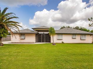 613 Chevy Chase Dr, Sarasota, FL 34243