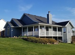 206 Mill Pond Rd, Rock Rapids, IA 51246