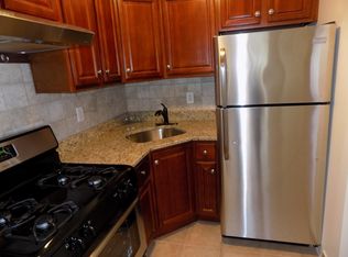 8419 Lander St APT 3A, Briarwood, NY 11435