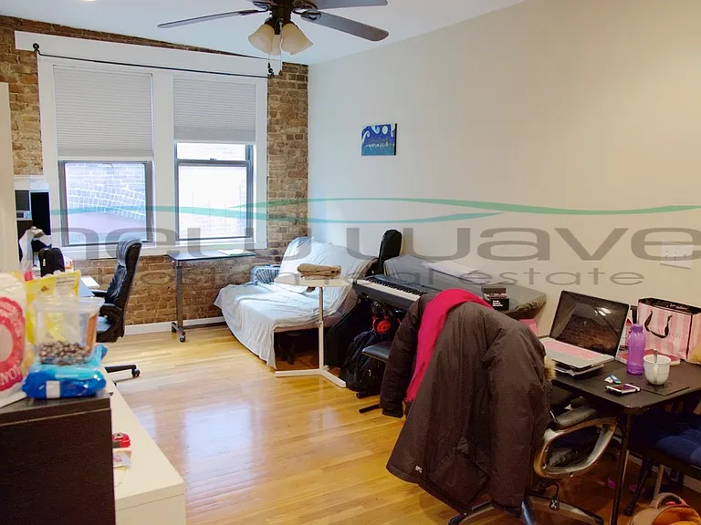 65 Burbank St #15 — Photo 2