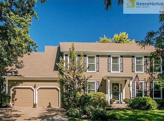 Beautiful four bedroom colonial