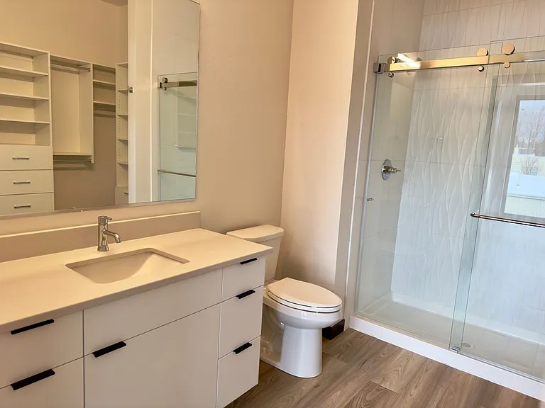 821 N 4th St #207 — Photo 26