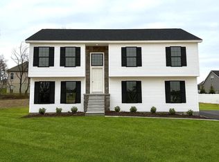 1280 Maple Ln #10, Hanover, PA 17331