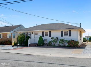 240 Westmont Ave, Lavallette, NJ 08735