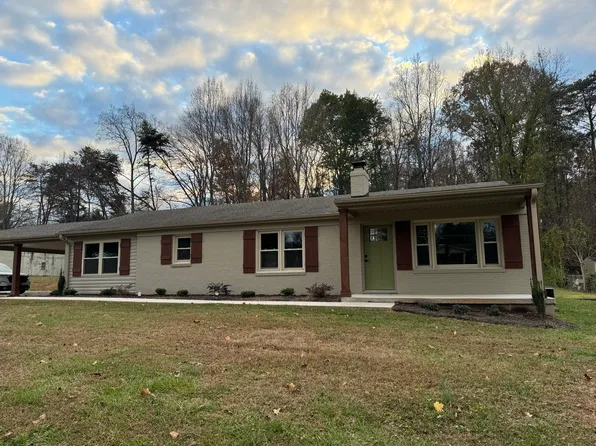 8601 Mount Cross Rd, Danville, VA 24540