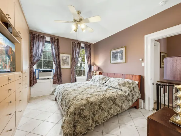 87 Sherman Place image 15 of 37