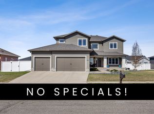 7387 Eagle Pointe Dr S, Fargo, ND 58104