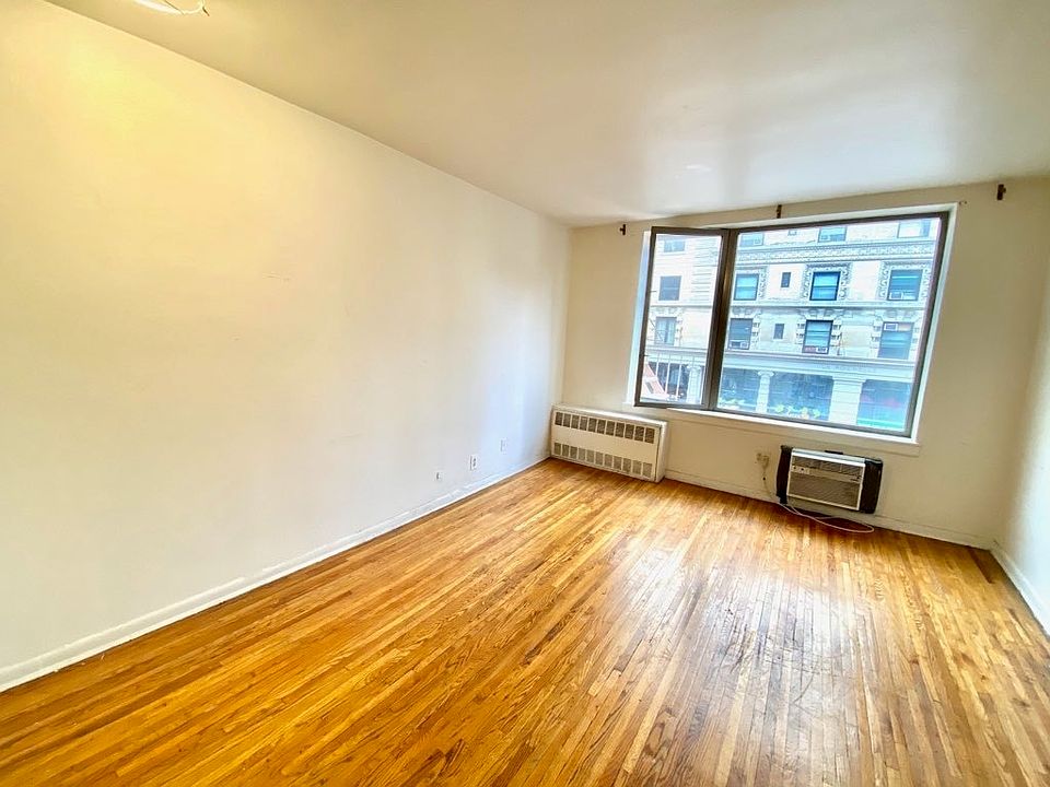 2nd image of 322 Columbus Ave #3DD