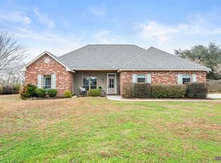 16346 Megan Ln, Prairieville, LA 70769