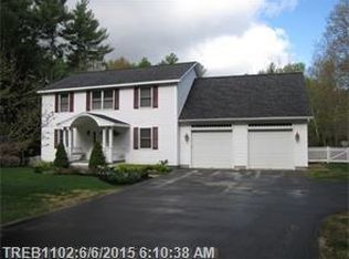 8 Sylvan Way, Manchester, ME 04351