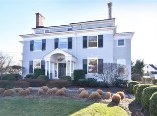 98 Iden Ave, Pelham, NY 10803