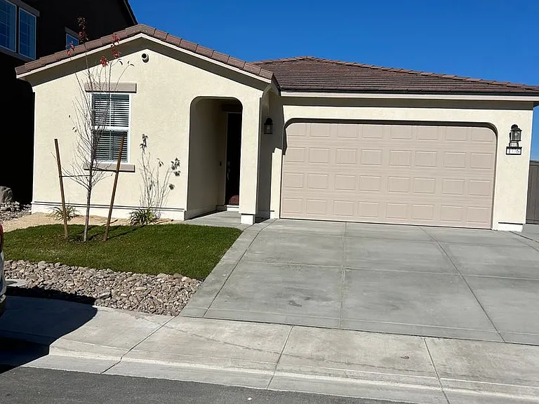 1776 Eagle Landing Dr — Photo 1