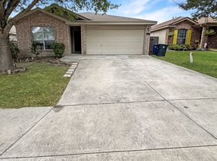 312 Hummingbird Dr, New Braunfels, TX 78130