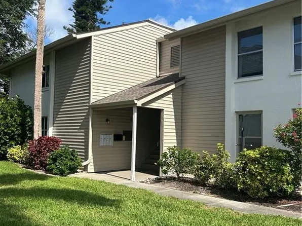 5479 Peppertree Dr #E13, Fort Myers, FL 33908