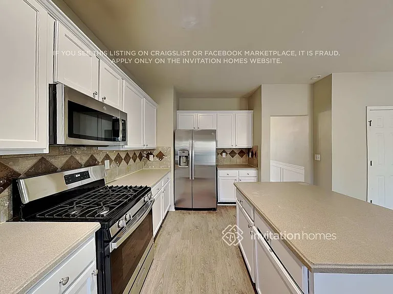 2096 Somerset Pl SE — Photo 9