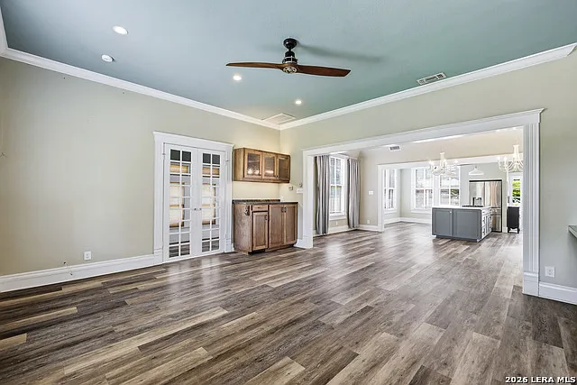 3 bed, 3.5 bath, 2574 sqft, $2,550 — Photo 2