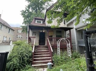 5252 W Ferdinand St, Chicago, IL