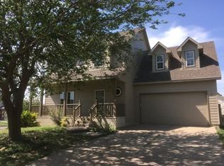 9302 E Marion St, Wichita, KS 67216