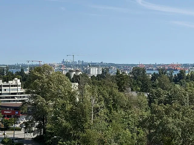 200 Klahanie Ct #1104 — Photo 23