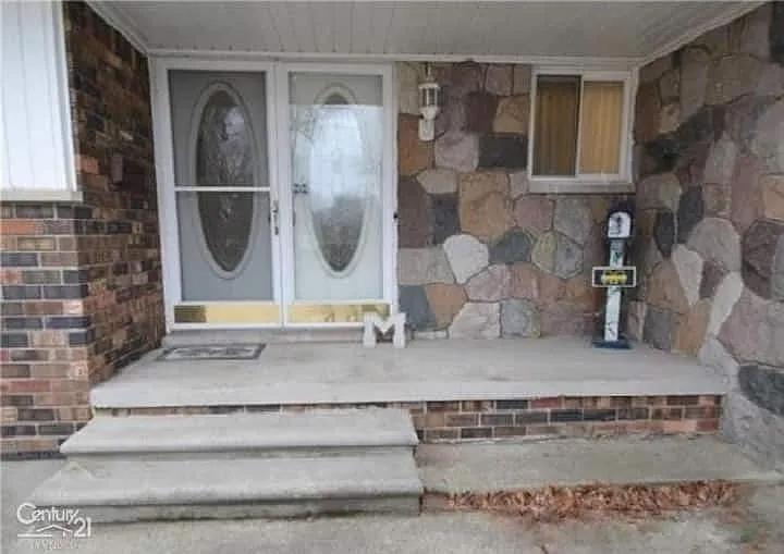 3 bed, 1842 sqft, $4,400 — Photo 2
